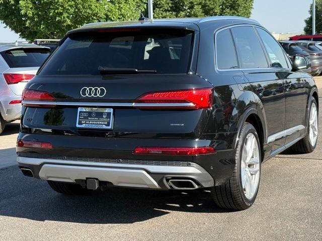 new 2025 Audi Q7 car, priced at $76,950