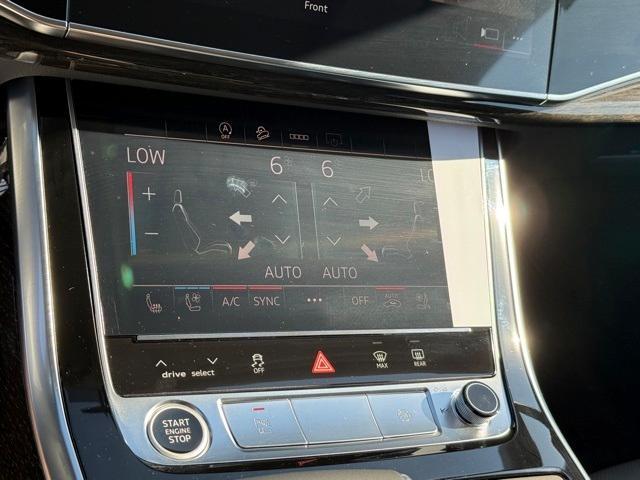 new 2025 Audi Q7 car, priced at $76,950