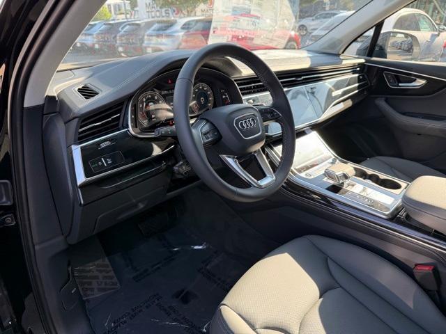 new 2025 Audi Q7 car, priced at $76,950
