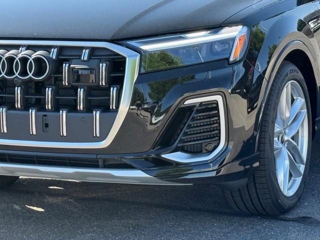 new 2025 Audi Q7 car, priced at $76,350