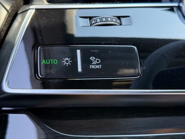 new 2025 Audi Q7 car, priced at $76,350