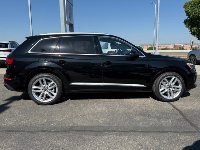 new 2025 Audi Q7 car, priced at $76,350