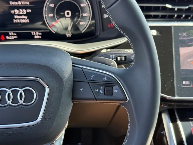 new 2025 Audi Q7 car, priced at $68,620