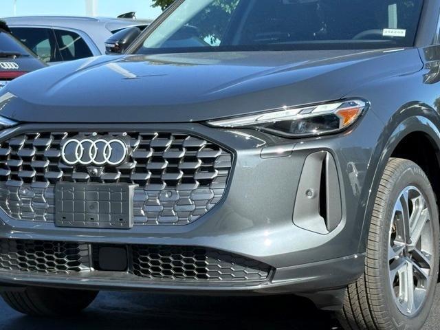 new 2025 Audi Q5 car, priced at $57,775