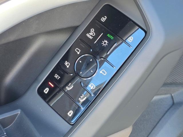 new 2025 Audi Q5 car, priced at $62,170