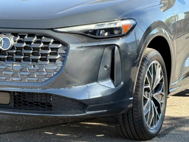 new 2025 Audi Q5 car, priced at $61,430