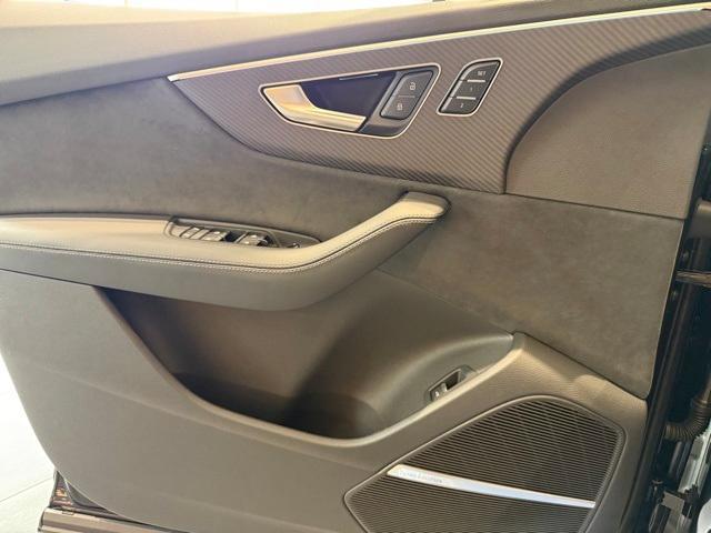 new 2026 Audi SQ7 car, priced at $104,305