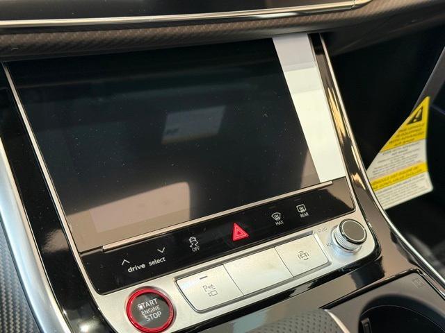 new 2026 Audi SQ7 car, priced at $104,305