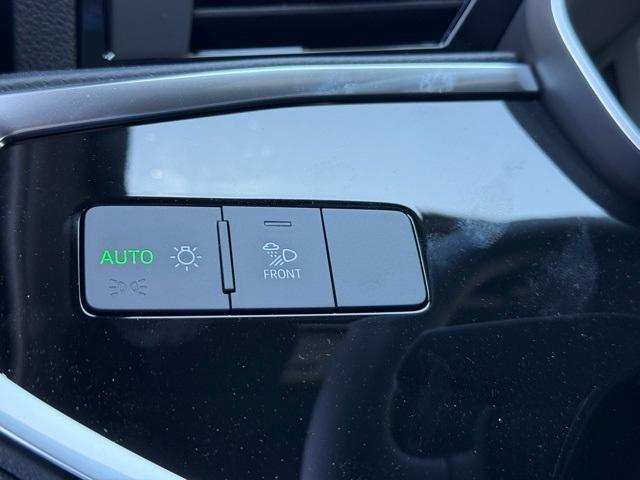 new 2025 Audi Q3 car, priced at $44,060