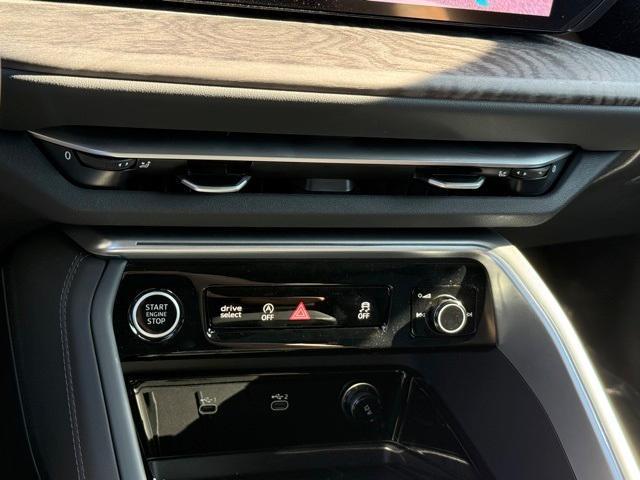 new 2025 Audi Q5 car, priced at $61,430