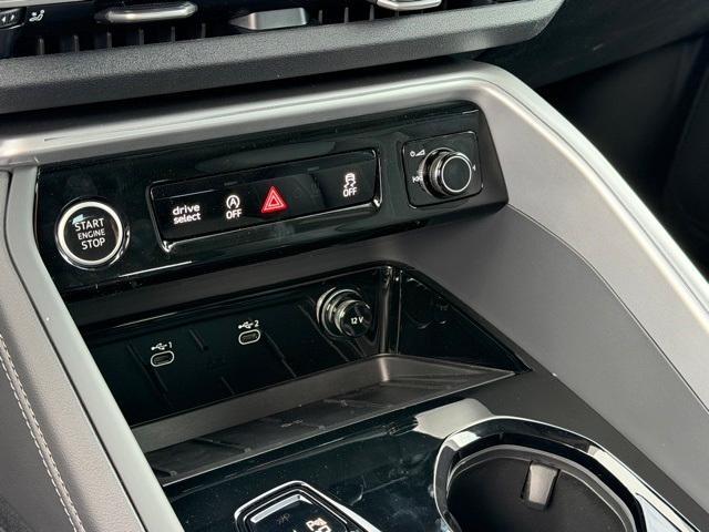 new 2025 Audi Q5 car, priced at $61,430