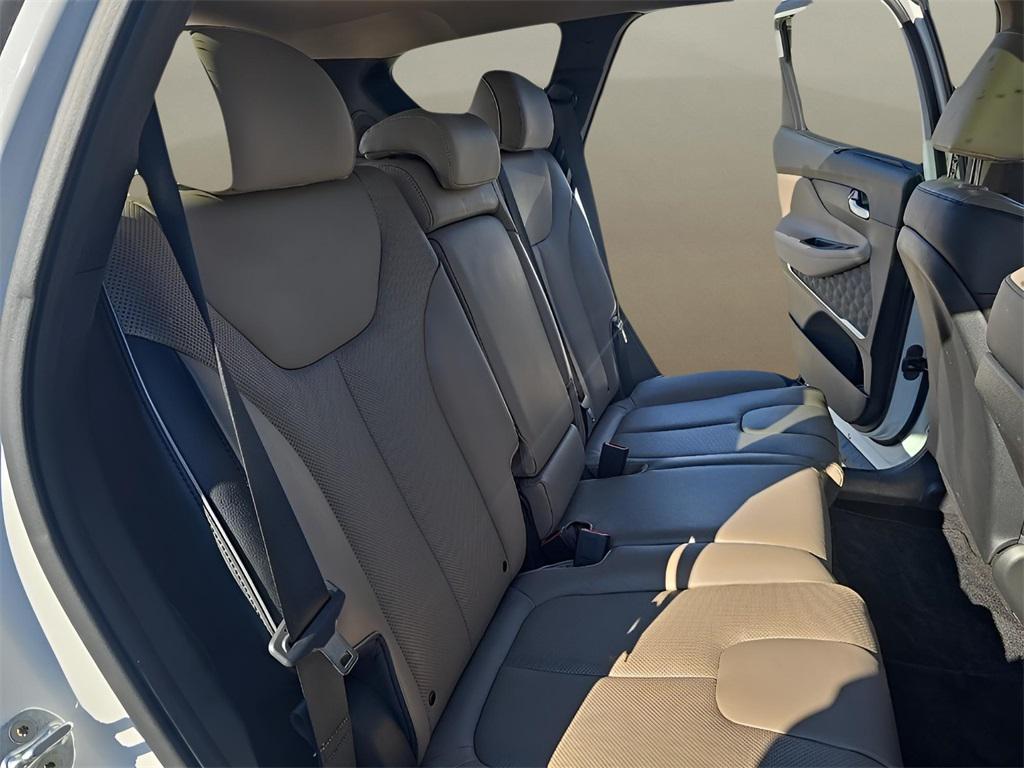 used 2023 Hyundai Santa Fe car, priced at $25,920