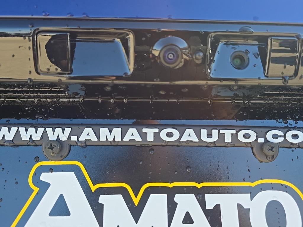 new 2026 Hyundai IONIQ 9 car, priced at $69,925