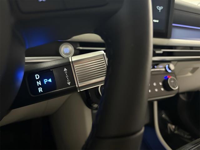 new 2025 Hyundai TUCSON Hybrid car, priced at $41,660