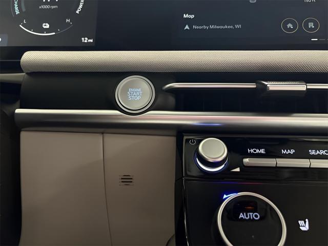 new 2025 Hyundai TUCSON Hybrid car, priced at $41,660