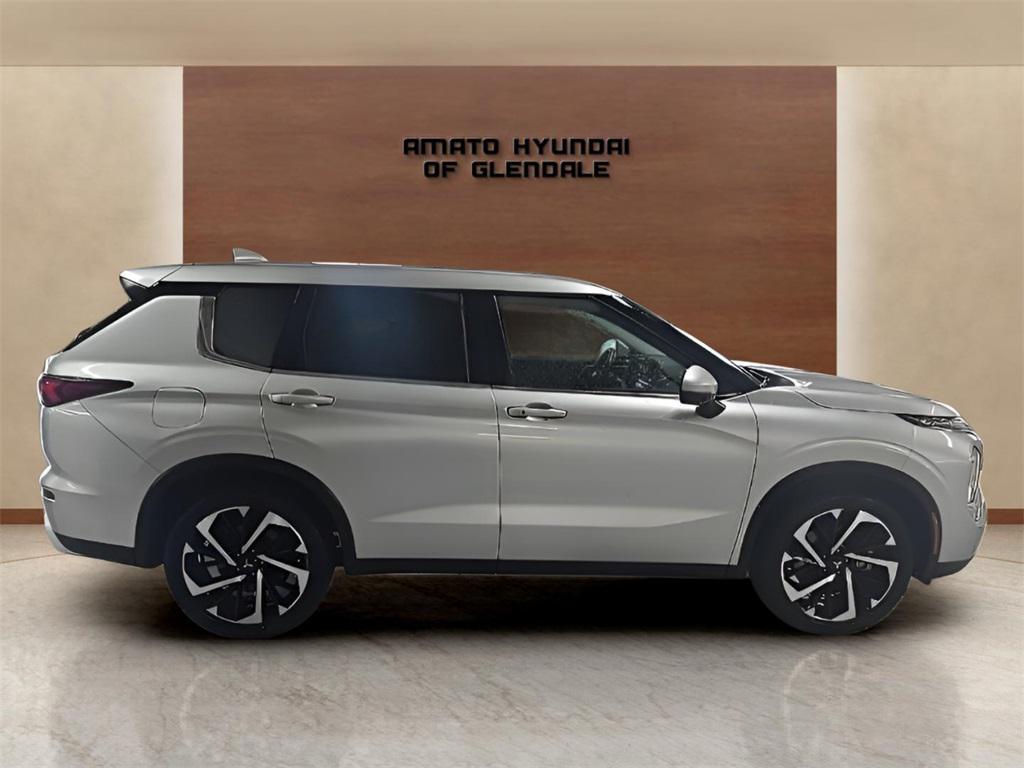 used 2024 Mitsubishi Outlander car, priced at $24,336