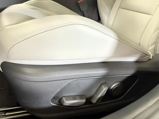 new 2025 Hyundai Elantra car, priced at $28,770