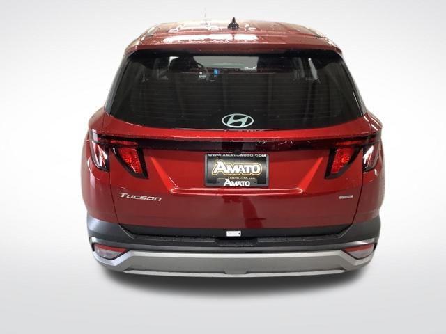 new 2025 Hyundai Tucson car, priced at $30,695