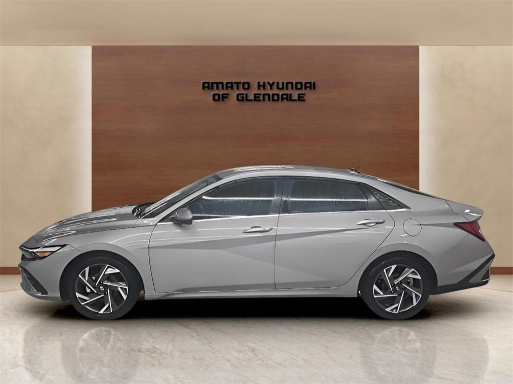 used 2025 Hyundai Elantra car, priced at $20,995