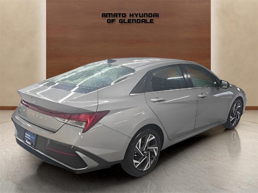 used 2025 Hyundai Elantra car, priced at $20,995