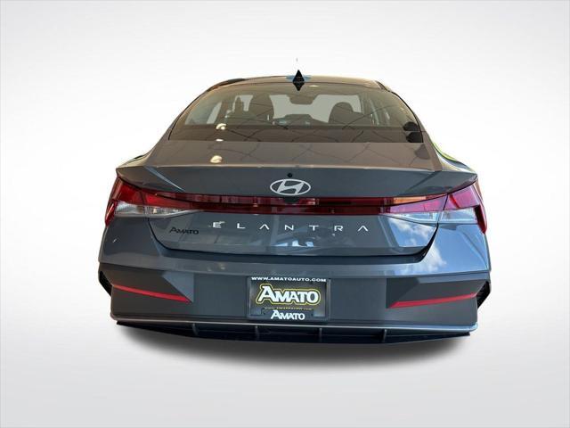 new 2024 Hyundai Elantra car, priced at $21,183