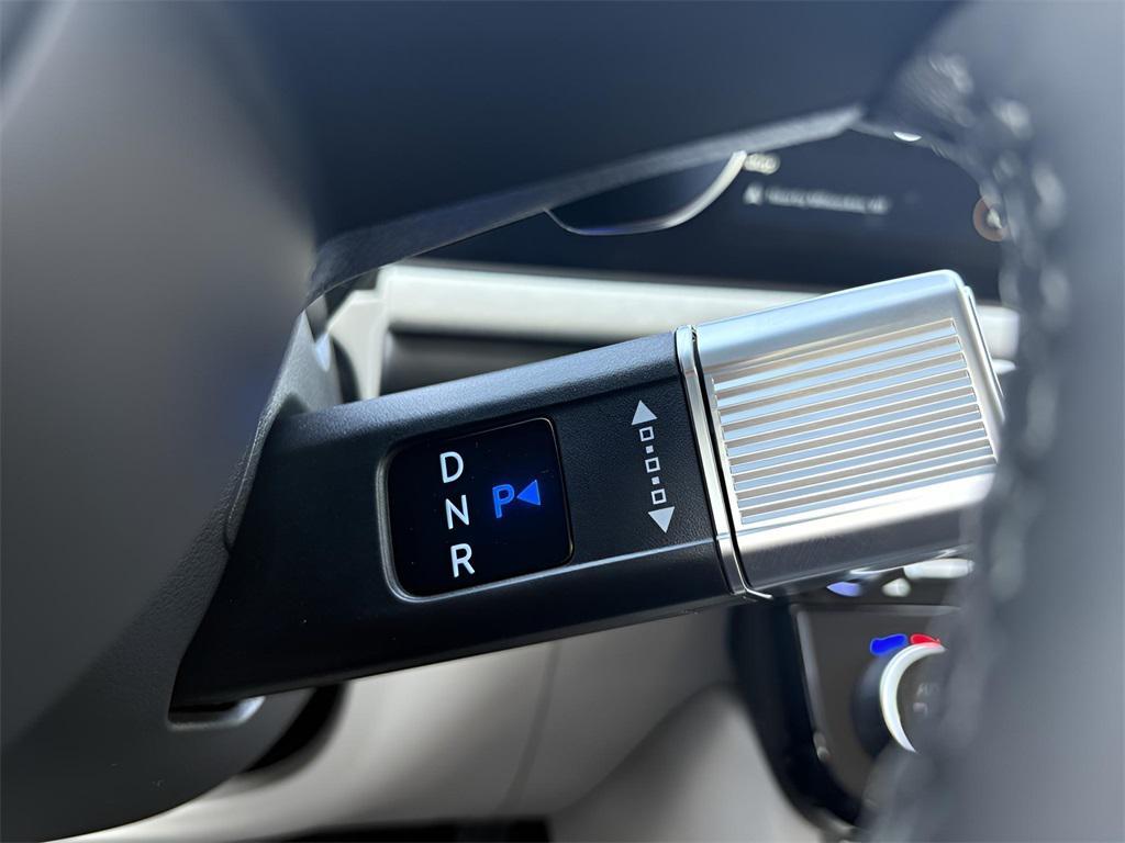 new 2025 Hyundai TUCSON Hybrid car, priced at $38,760