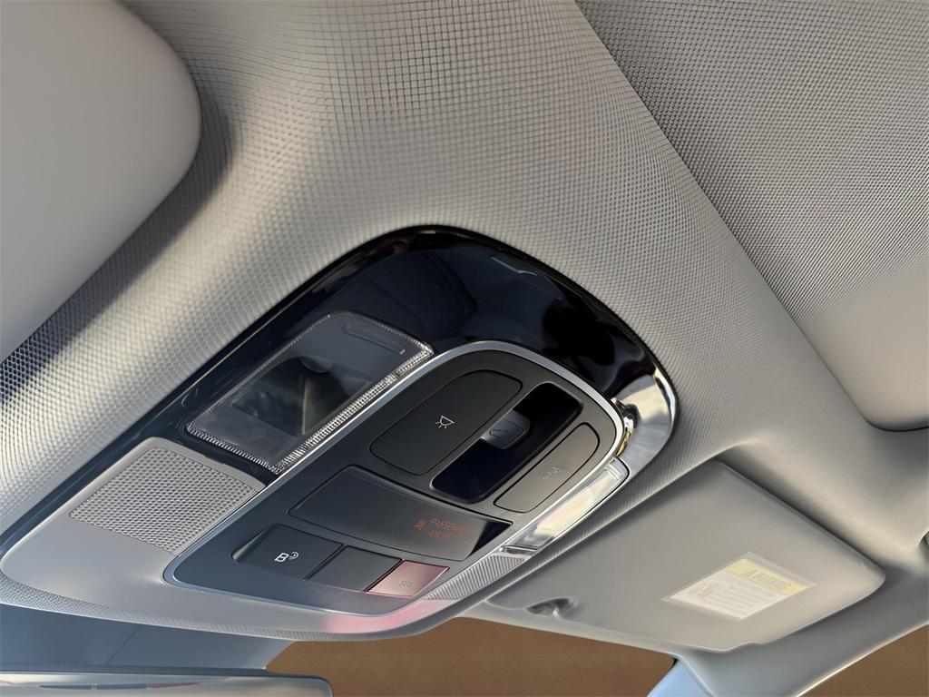 new 2025 Hyundai TUCSON Hybrid car, priced at $38,760