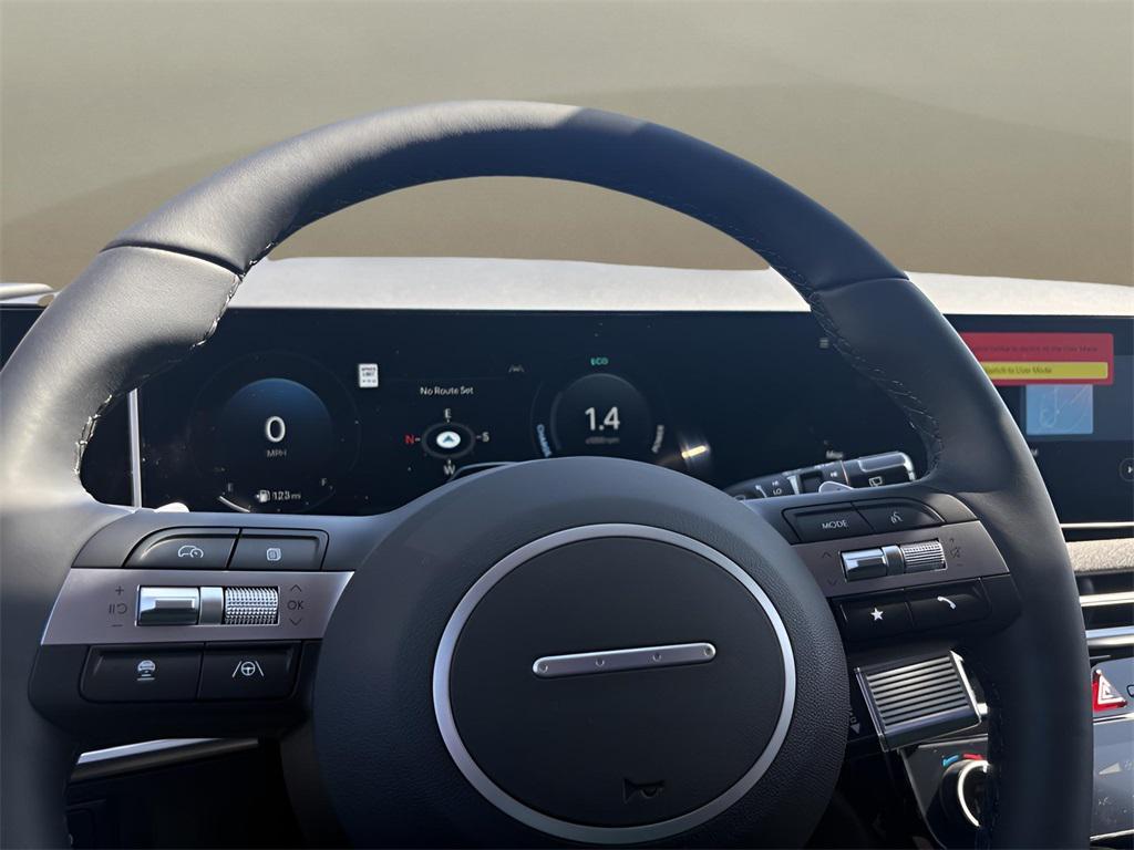 new 2025 Hyundai TUCSON Hybrid car, priced at $40,670