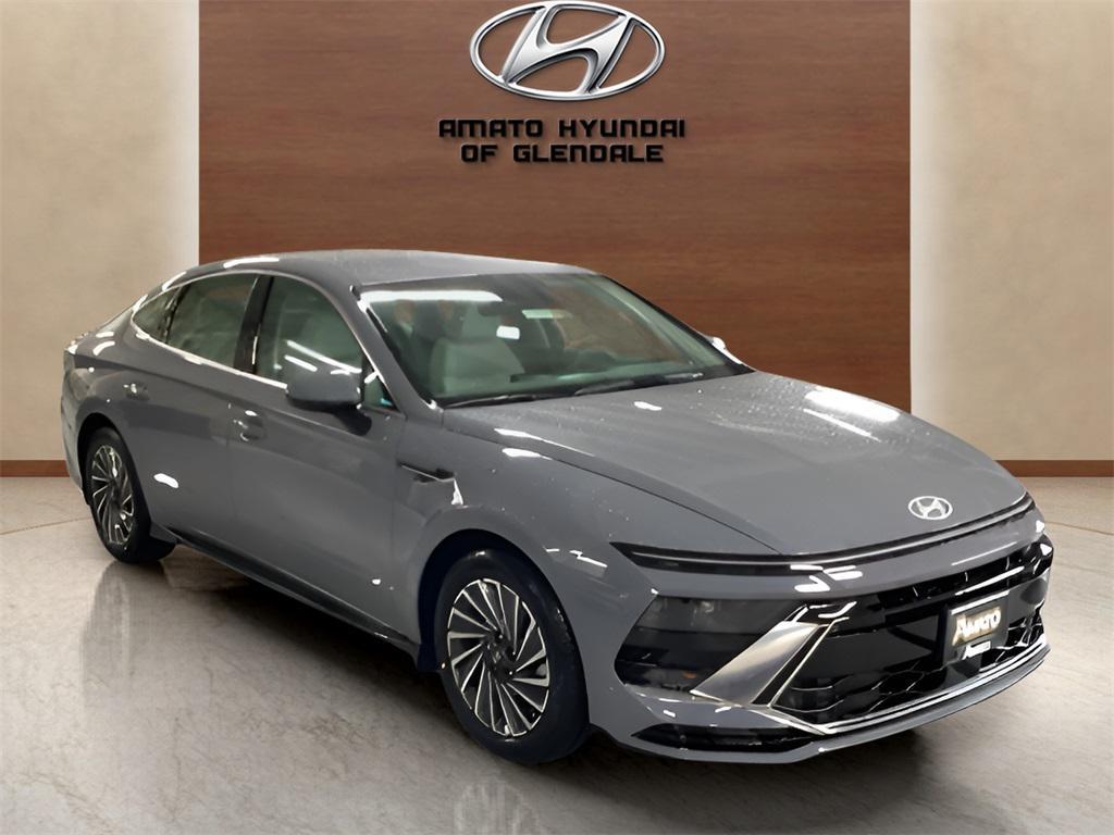 new 2025 Hyundai Sonata Hybrid car, priced at $29,540