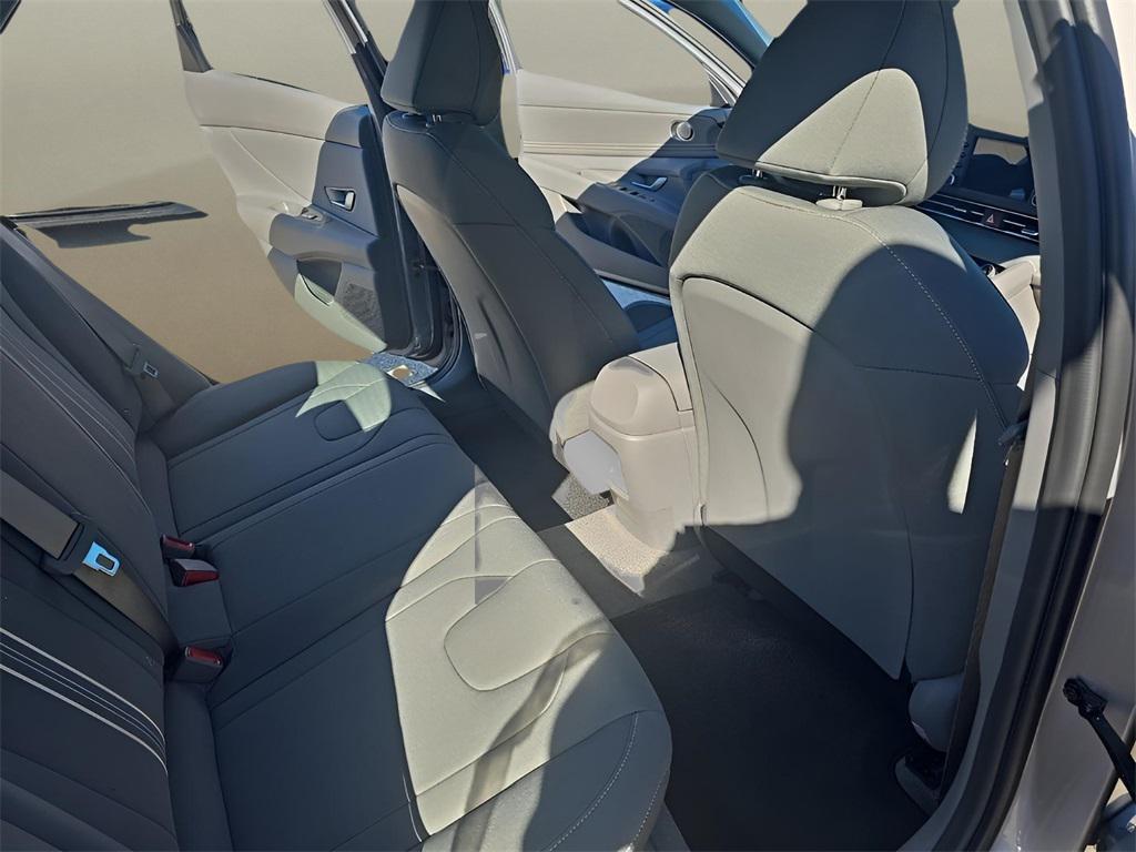 new 2025 Hyundai Elantra car, priced at $24,409