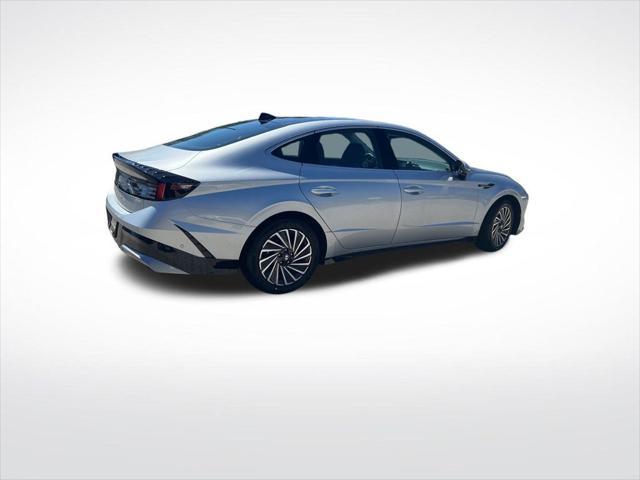 new 2024 Hyundai Sonata Hybrid car, priced at $35,992