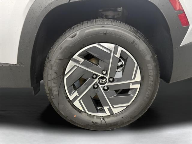new 2025 Hyundai TUCSON Hybrid car, priced at $33,975