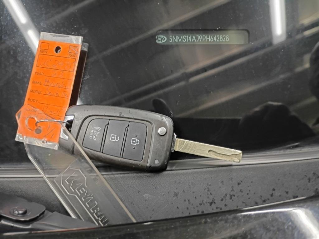 used 2023 Hyundai Santa Fe car, priced at $19,495