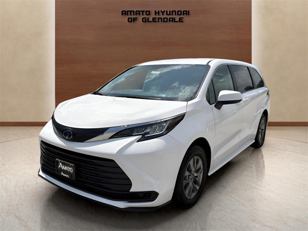 used 2023 Toyota Sienna car, priced at $34,795