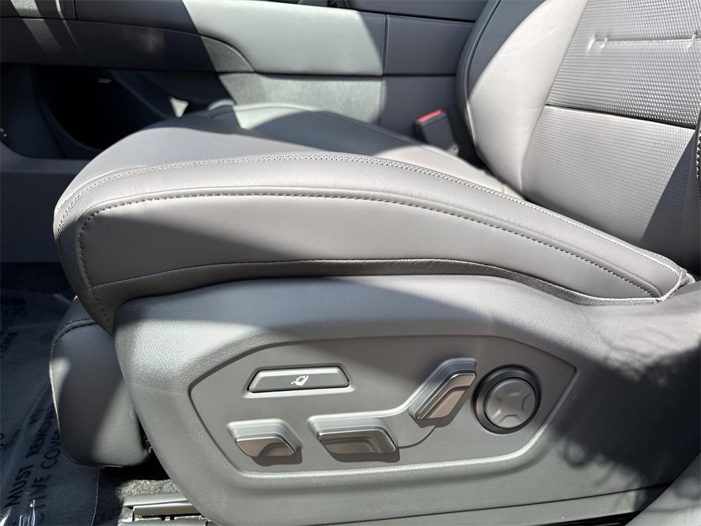 new 2026 Hyundai SANTA FE HEV car, priced at $52,135