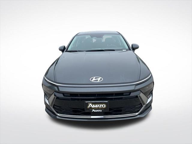 new 2024 Hyundai Sonata Hybrid car, priced at $32,535