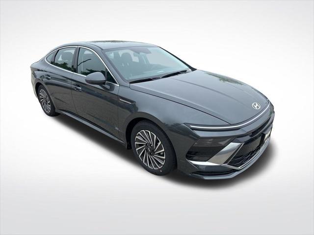 new 2024 Hyundai Sonata Hybrid car, priced at $32,535