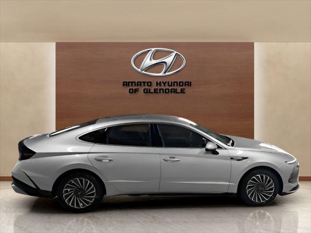 new 2025 Hyundai Sonata Hybrid car, priced at $31,114