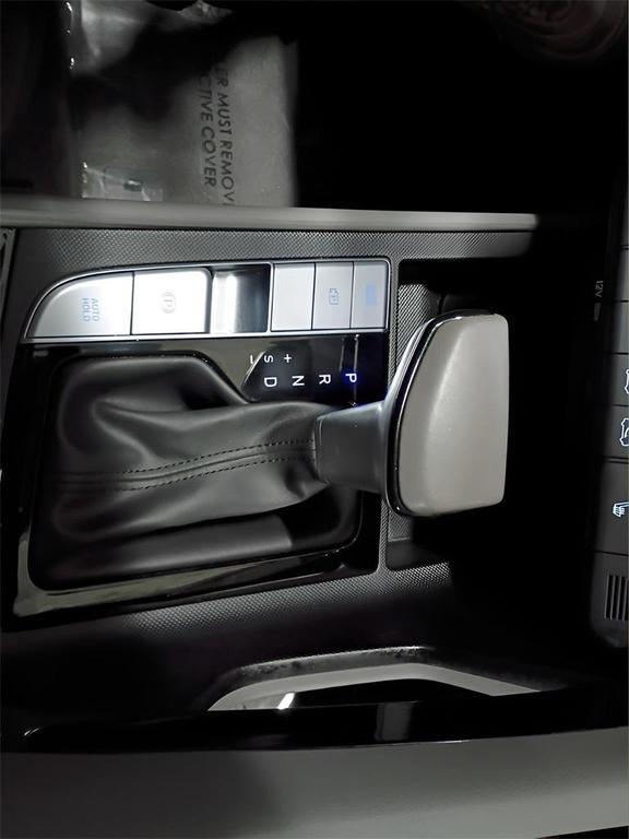 used 2025 Hyundai Elantra car, priced at $20,750