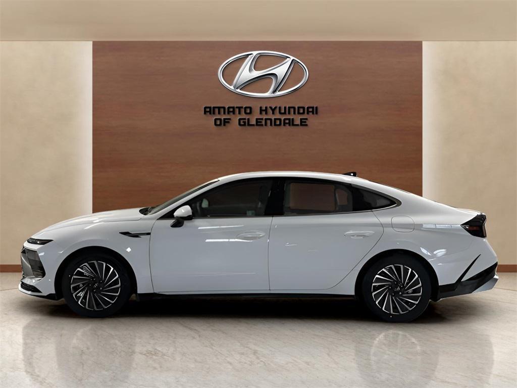 new 2025 Hyundai Sonata Hybrid car, priced at $30,908