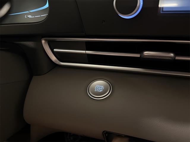 new 2025 Hyundai Elantra car, priced at $23,687
