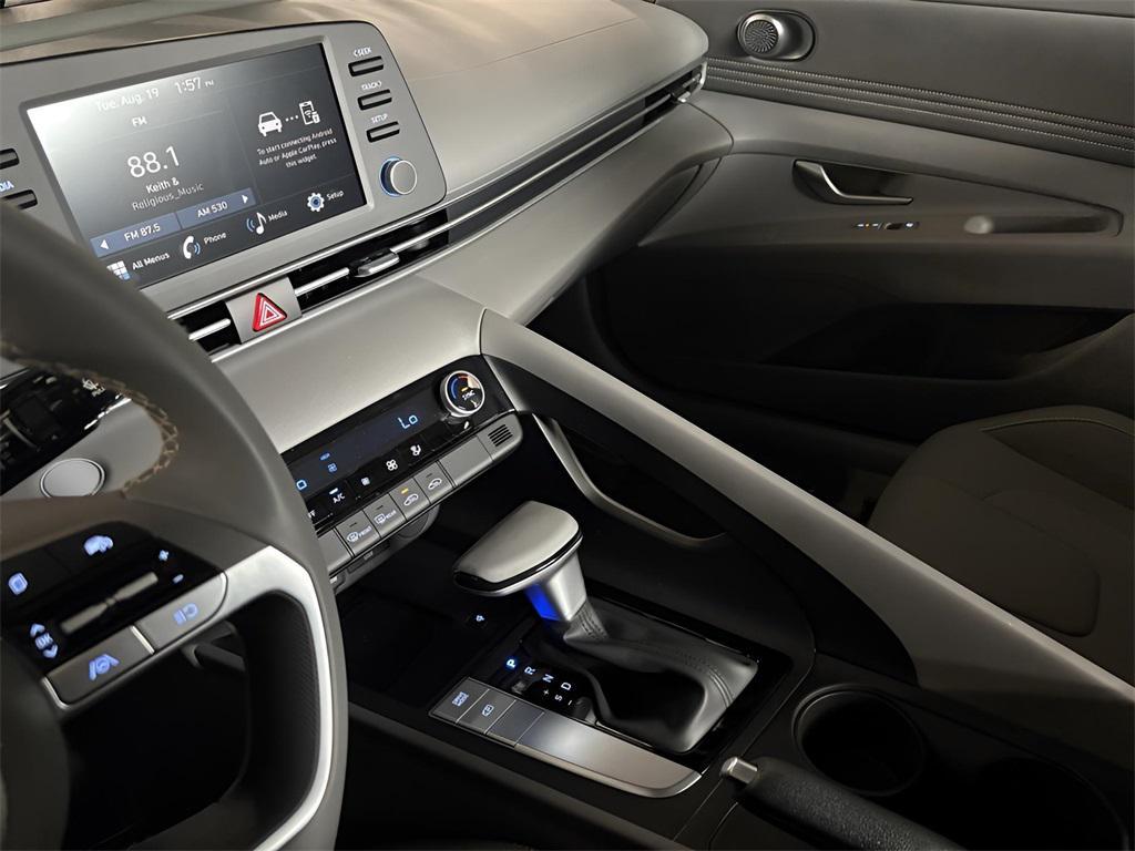 new 2025 Hyundai Elantra car, priced at $24,909