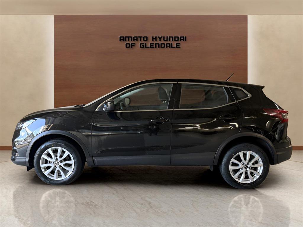 used 2021 Nissan Rogue Sport car, priced at $15,995