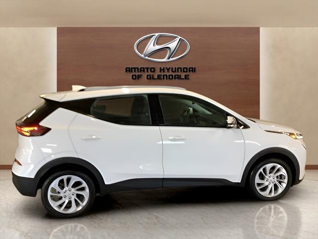 used 2022 Chevrolet Bolt EUV car, priced at $20,500