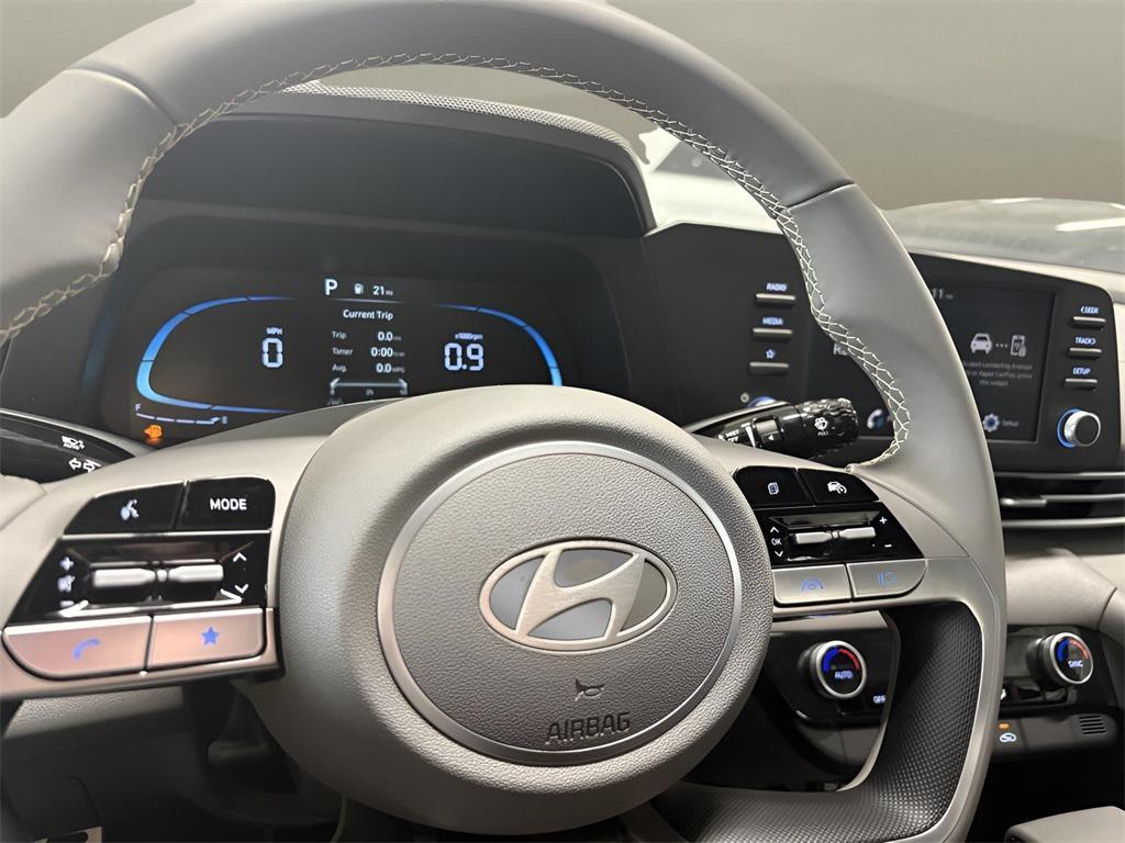 new 2025 Hyundai Elantra car, priced at $24,409