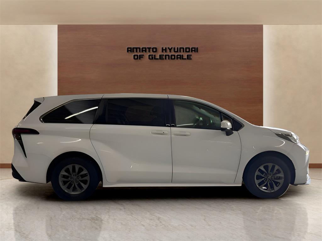 used 2023 Toyota Sienna car, priced at $35,775