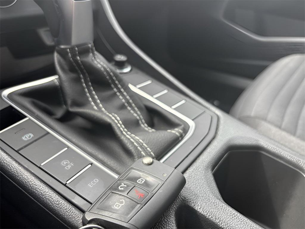 used 2024 Volkswagen Jetta car, priced at $19,997