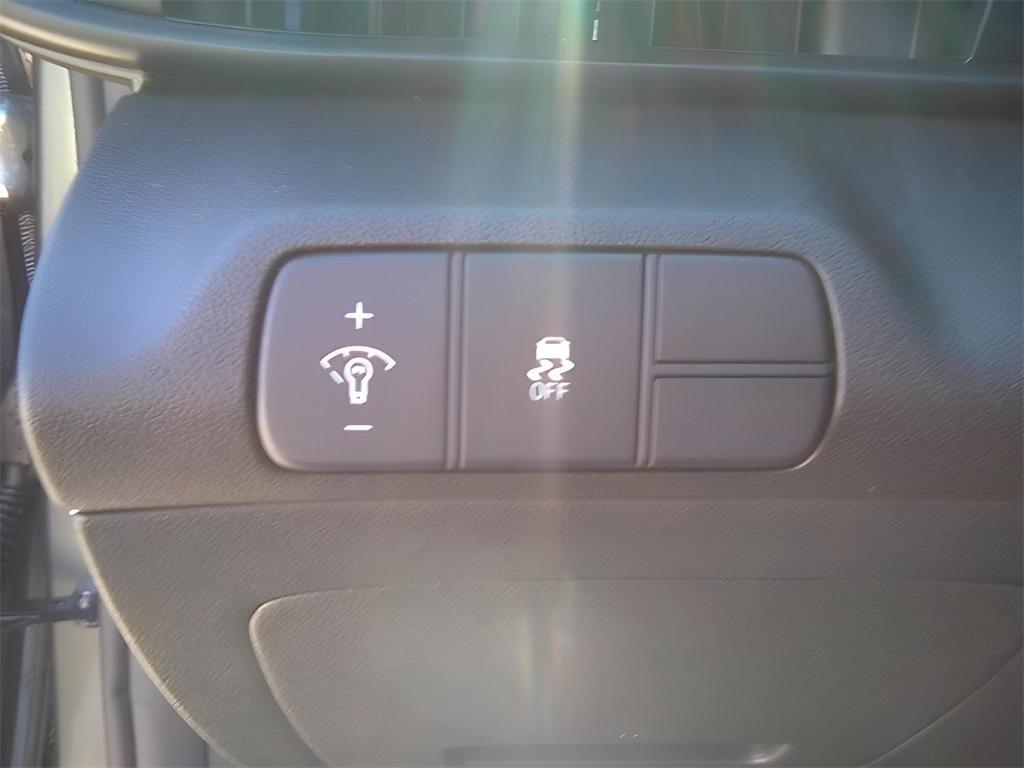 new 2025 Hyundai Elantra car, priced at $24,384