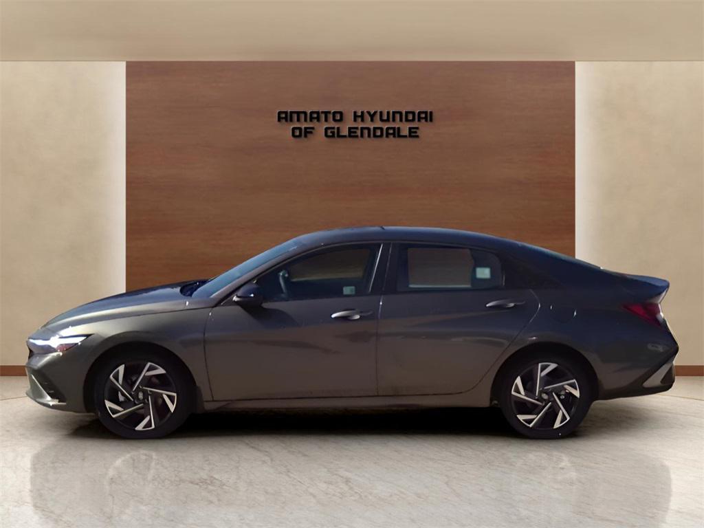 new 2025 Hyundai Elantra car, priced at $24,384