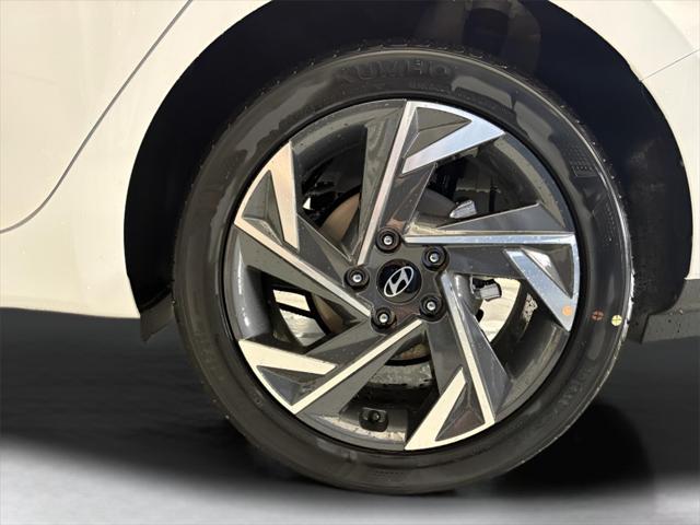 new 2025 Hyundai Elantra car, priced at $23,984